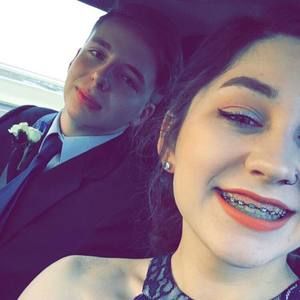 Meet your Posher, Alyssa